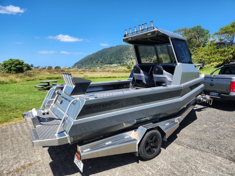 Oceanpro 545 Hard Top Boat